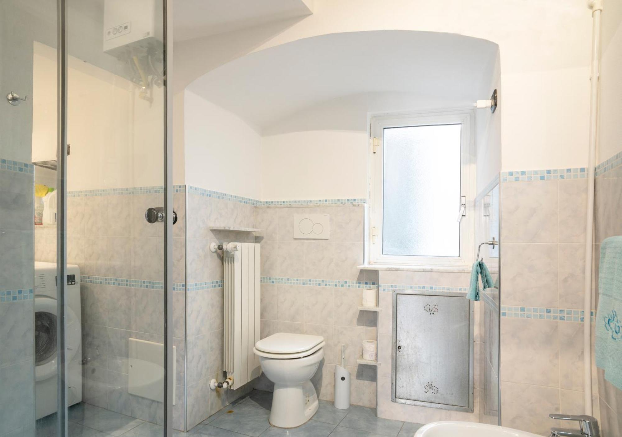 Apartment House In Center 2 - Affitti Brevi Italia Genua
